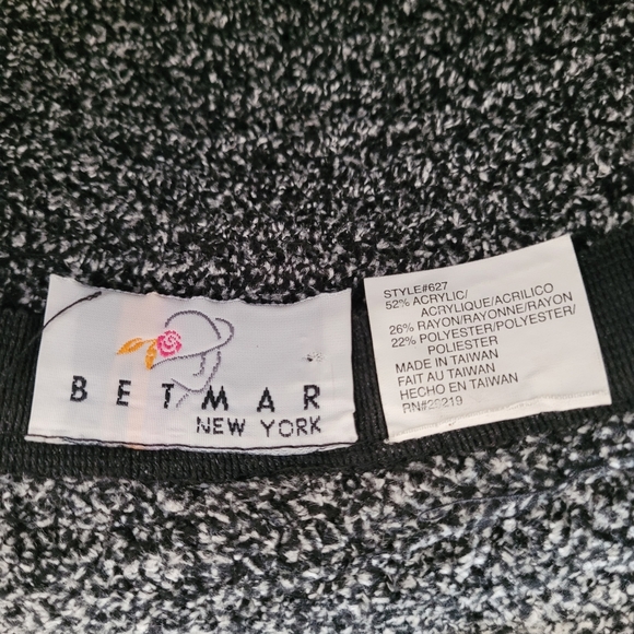 Hat - Picture 3 of 3